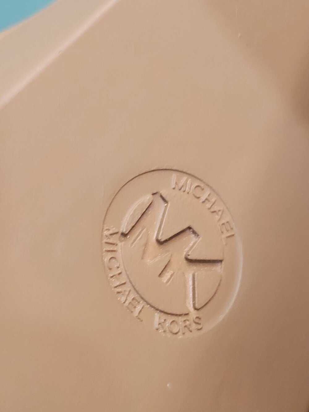 MICHAEL KORS OLIVE LEATHER PLATFORM HEELS 8.5 LIKE NEW - Picture 6 of 11